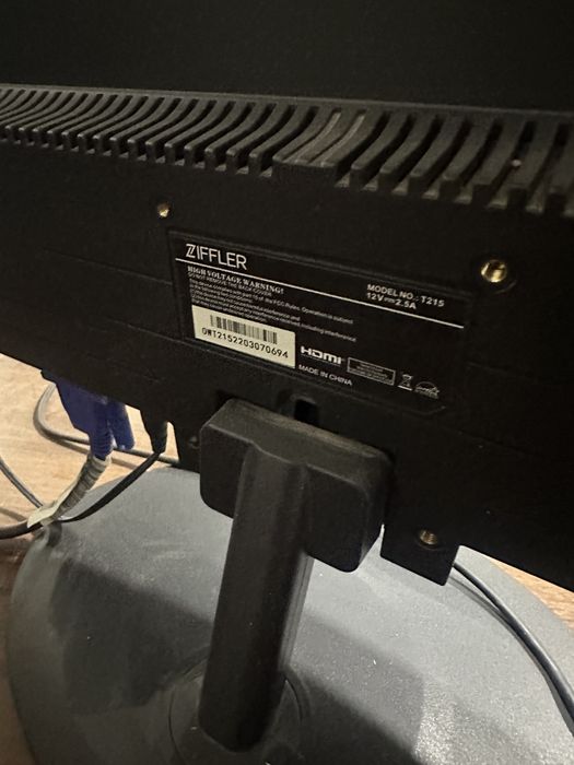 Monitor 22 ZIFFLER sotiladi. Bez ramka.10 dona bor