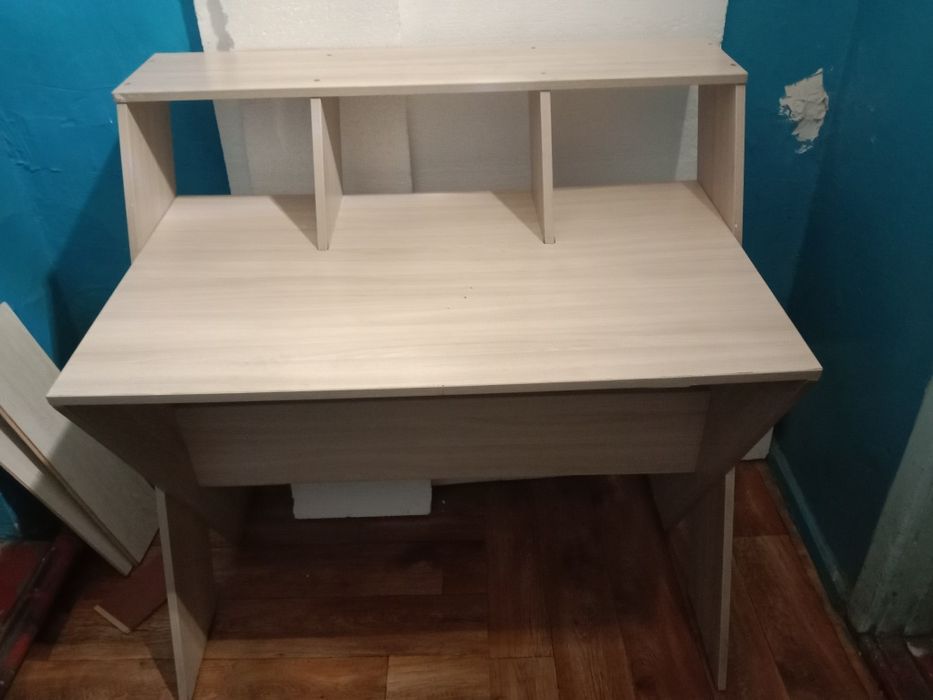 Парта стол сатылады