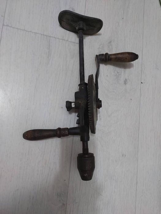 дрель механическая