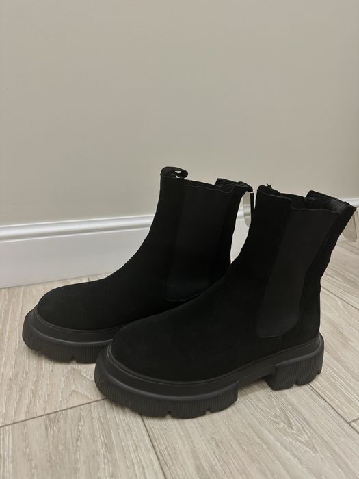 Ботинки замшевые, размер 38