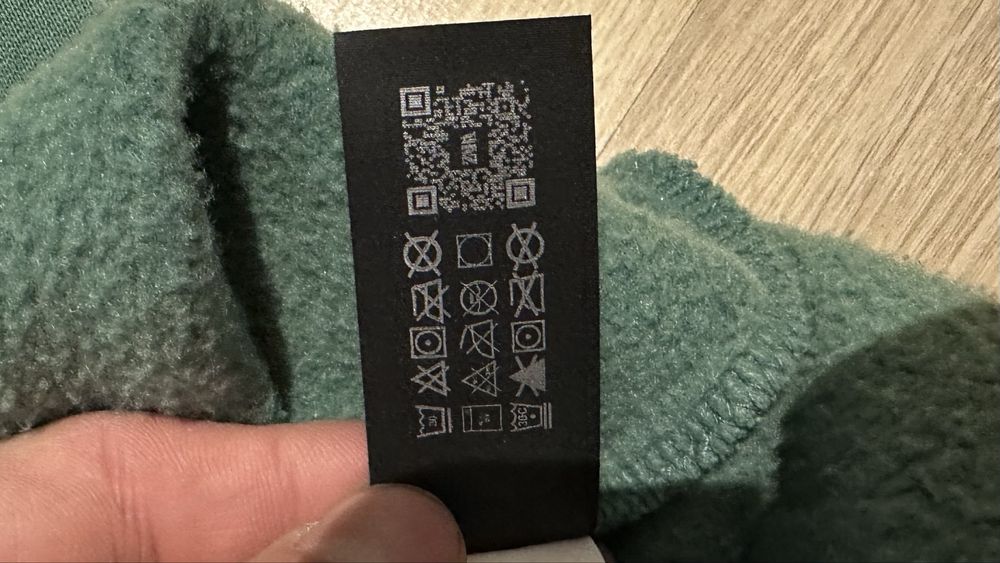 Блуза с дълъг ръкав на ZARA