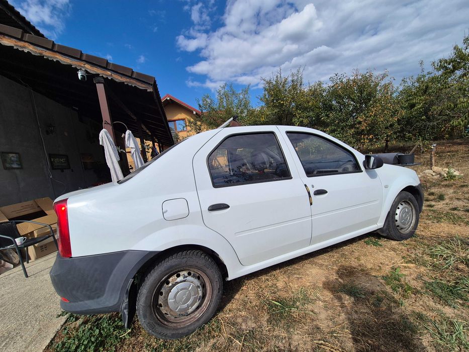 Vand Dacia Logan 2010