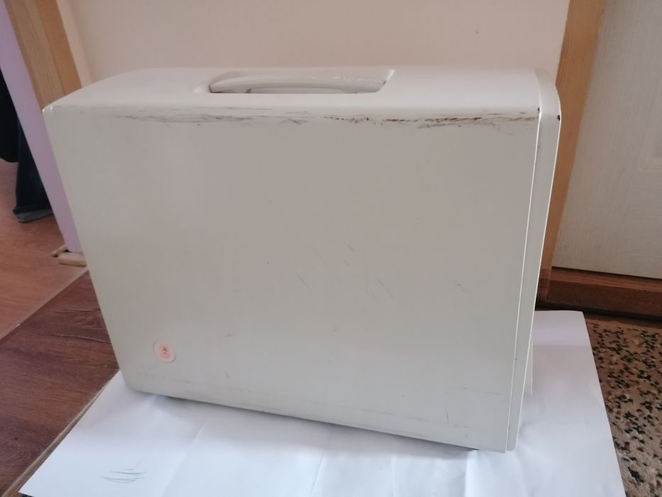 Masina de cusut electric Singer 764 cu pedala electrica portabil
