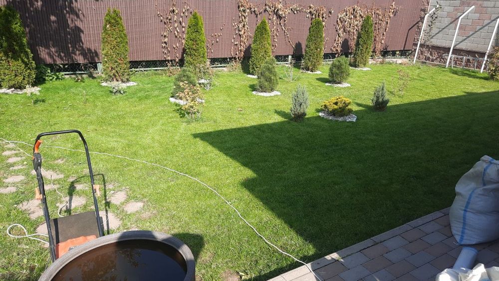 Садовник с опытом работы более 7 лет