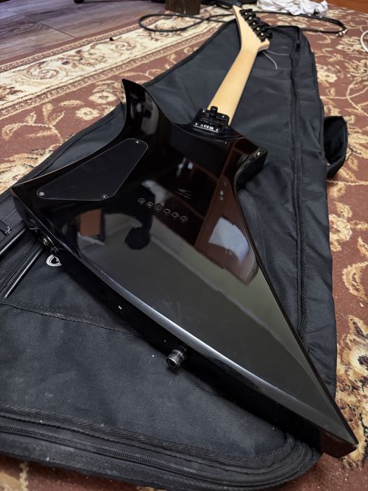 Jackson Kelly JS32 T электрогитара + чехол
