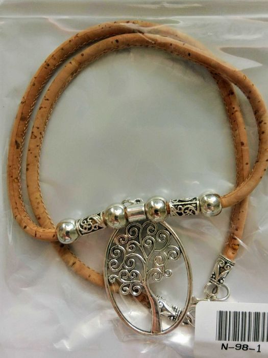 Бижута от естествен корк