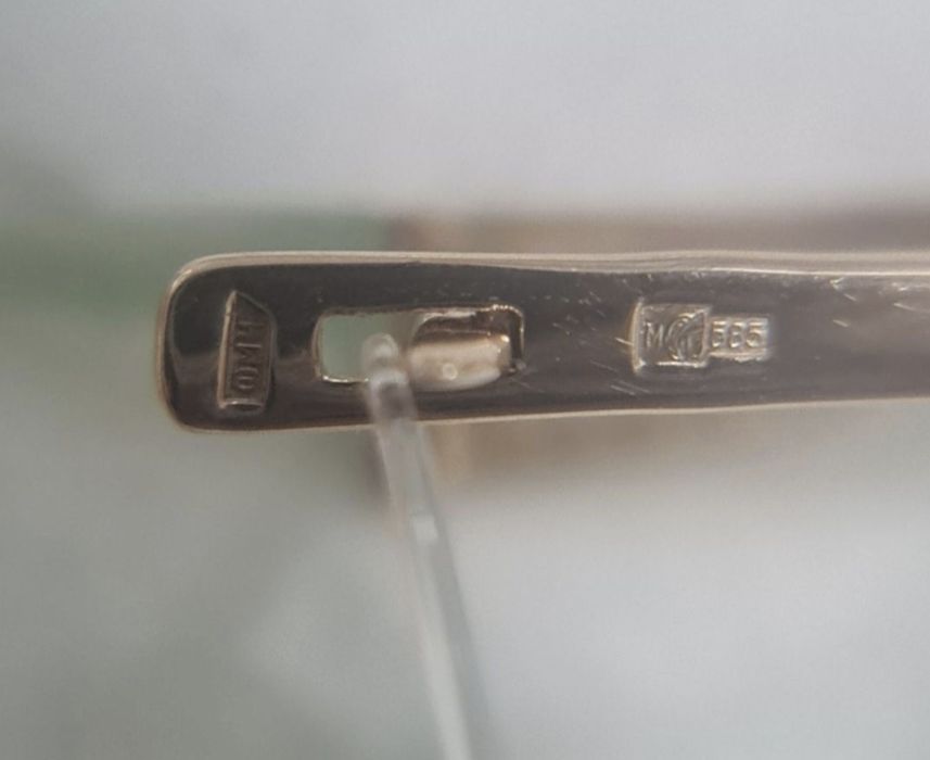 Золотые НОВЫЕ серьги 585 пробы