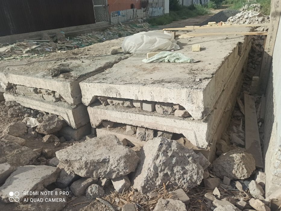 Пнес плита сотилади 8 шт