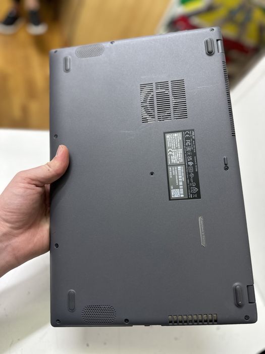 Продается ноутбук i3-11 gen