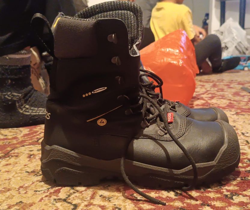 Продам берцы весенний - осенний