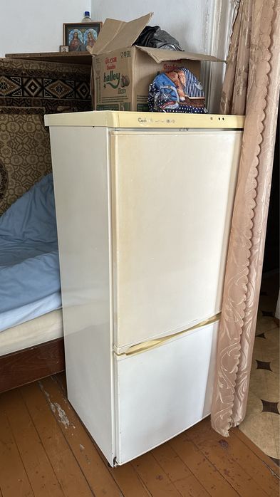 Холодильник и телевизор