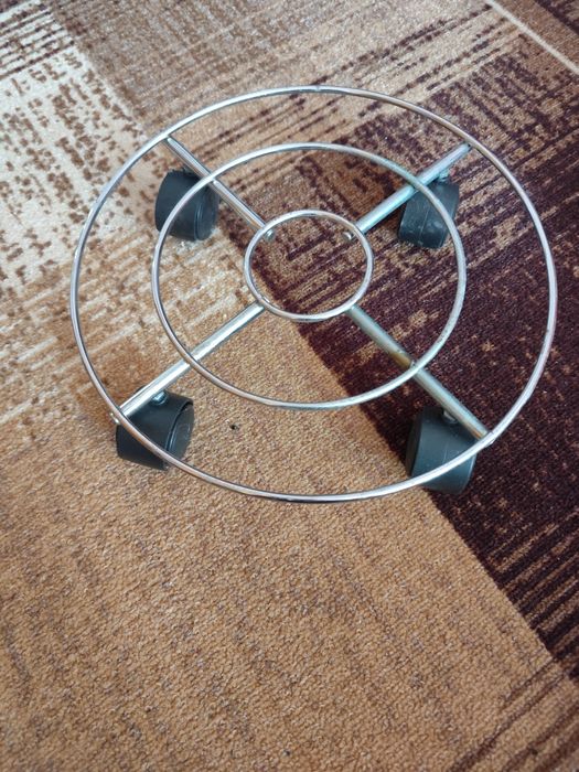 Стойка за саксии!