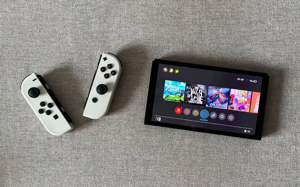 Nintendo Switch OLED + Игры