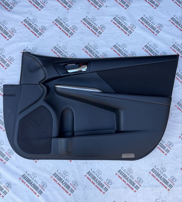 Обшивки дверей Camry 50-55
