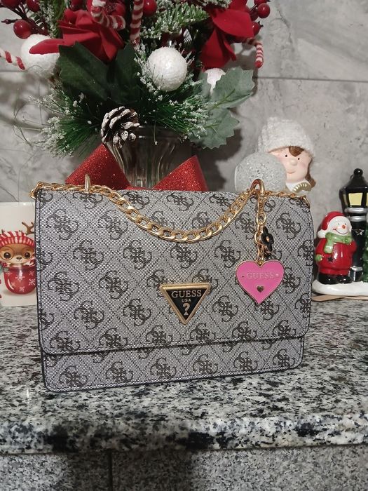 Gentuțe dama diferite modele