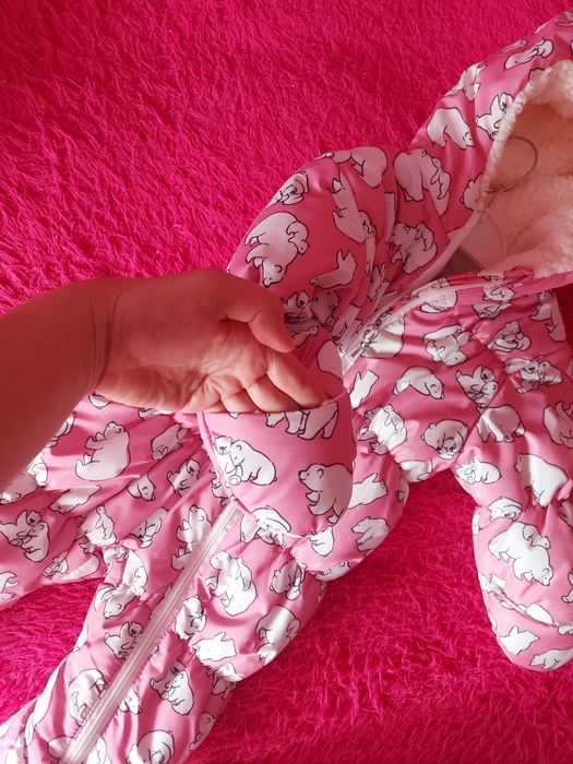 Зимний комбинезон для девочки