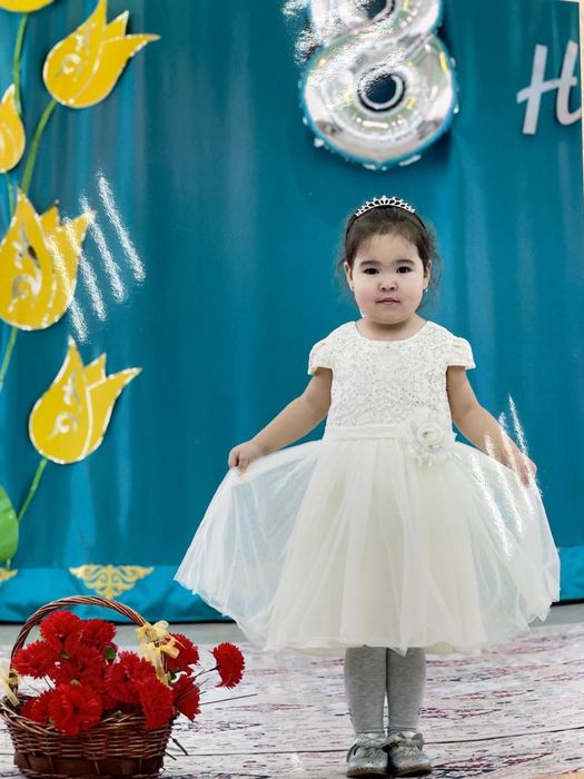 Платье на девочку