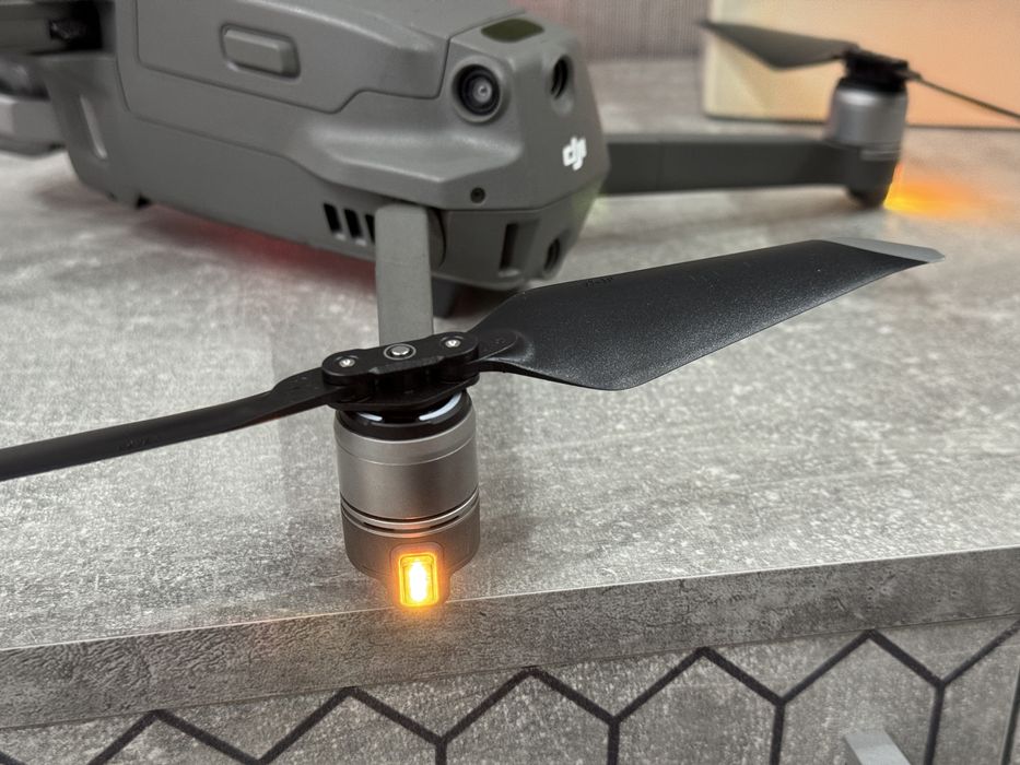 Квадрокоптер, дрон DJI Mavic 2 PRO