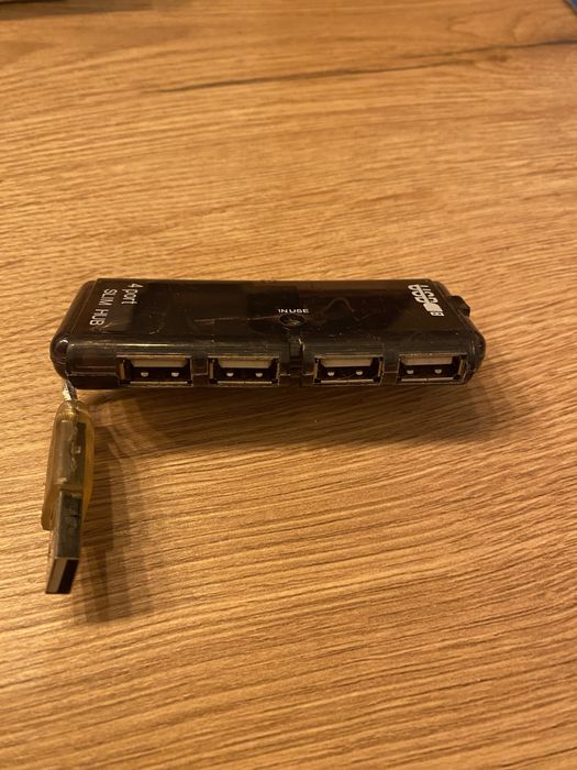 USB 4 port slim hub / TP-LINK TL-WN321G