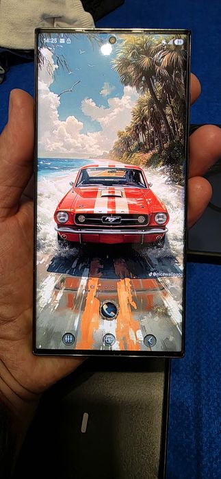 Samsung Galaxy S23 ultra ,full box cu ecranul spart.