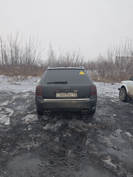 Audi A6 Allroad 2001 год