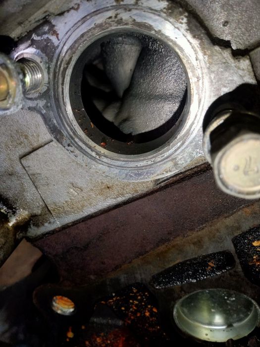 Митсубиси Монтеро спорт