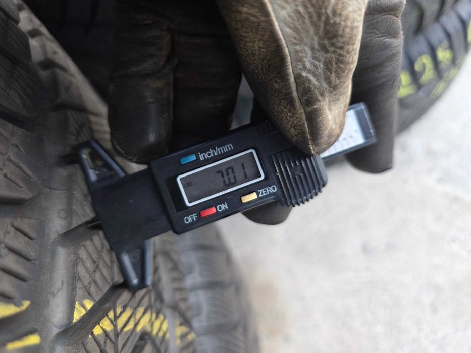 4бр Зимни гуми 255 40 21 - Pirelli
