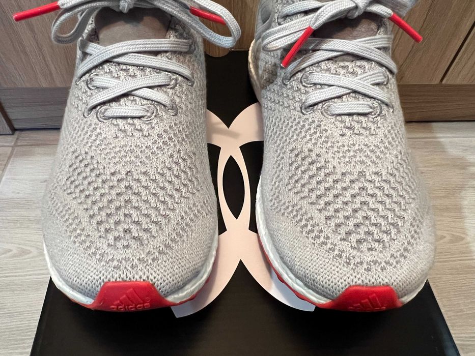 adidas ultra boost uncaged SOLEBOX мъжки маратонки номер 42