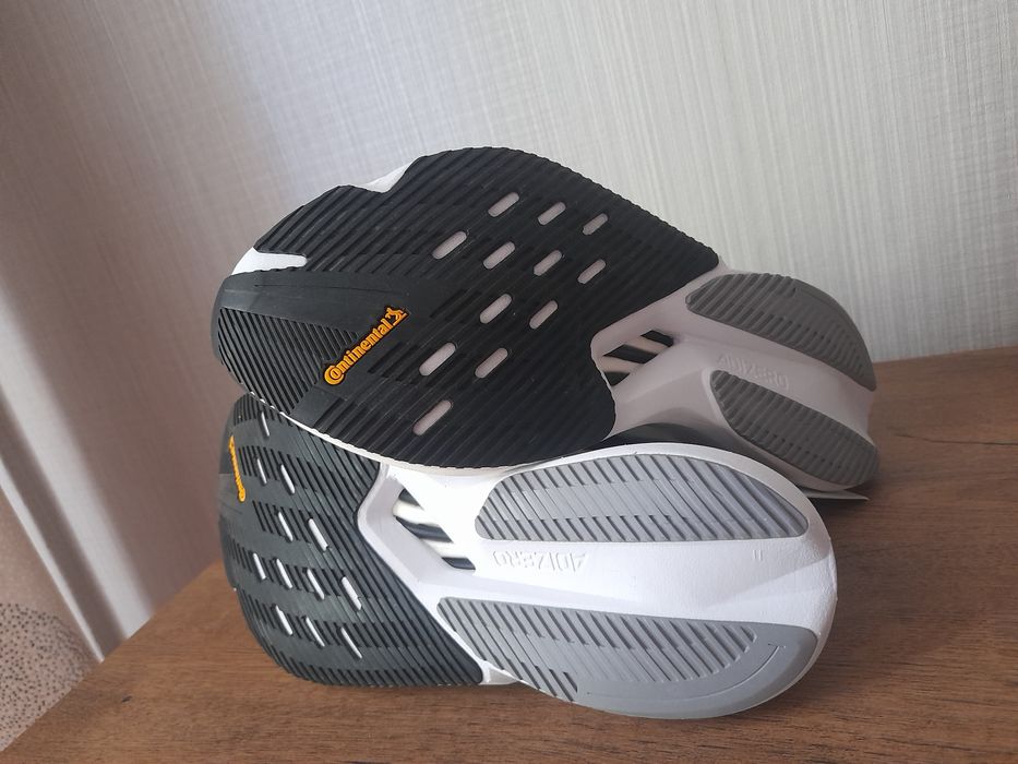 Adidas Adizero Boston 12 маратонки 38 номер.