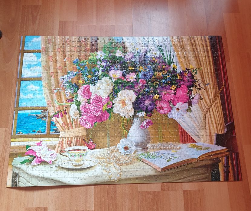 Puzzle-uri pe suport din carton