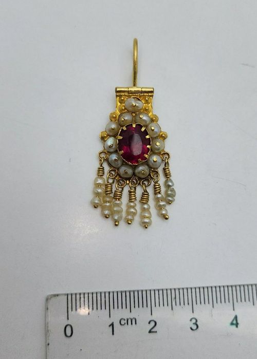 Старинный бухарский кулон с рубиновым Корундом  и жемчужинами 844пробы