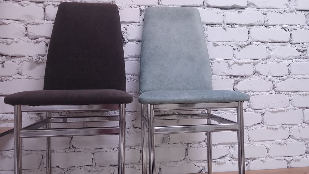 Продам новые стулья