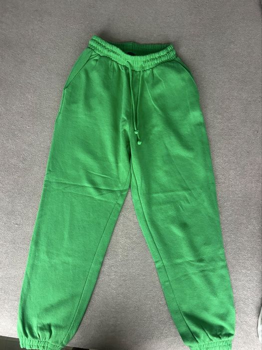 Анцуг на Zara.