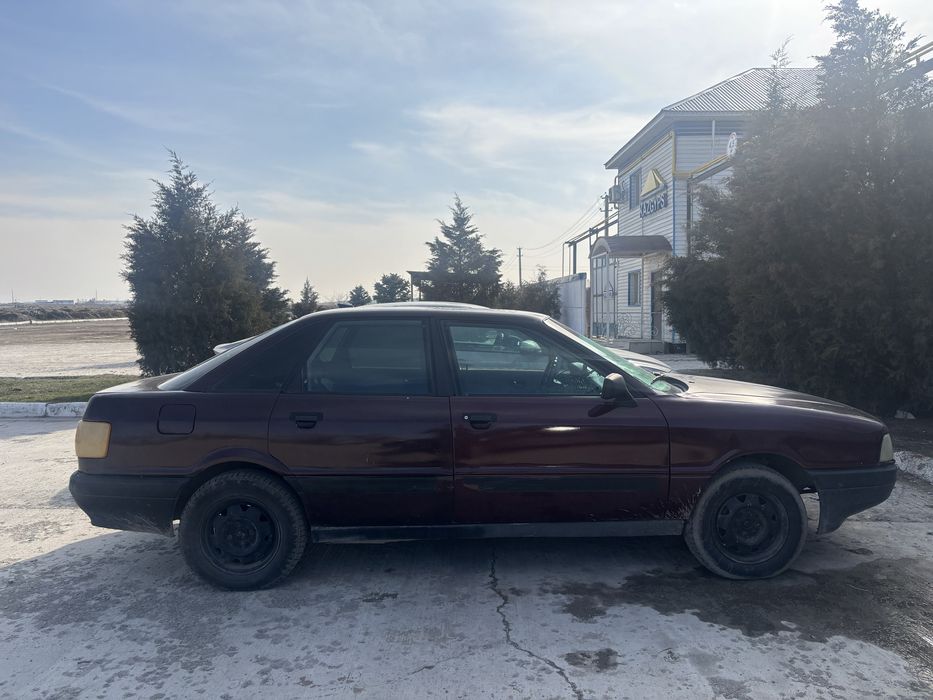 Ауди б3 80 газ бензин обмен есть