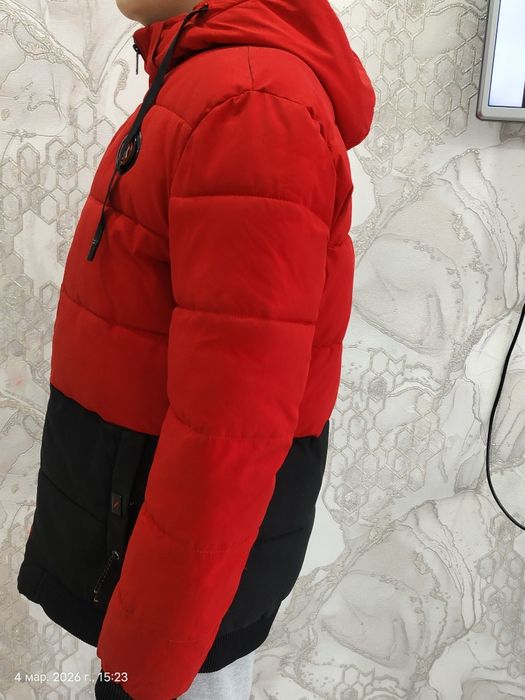 Продам зимную куртку