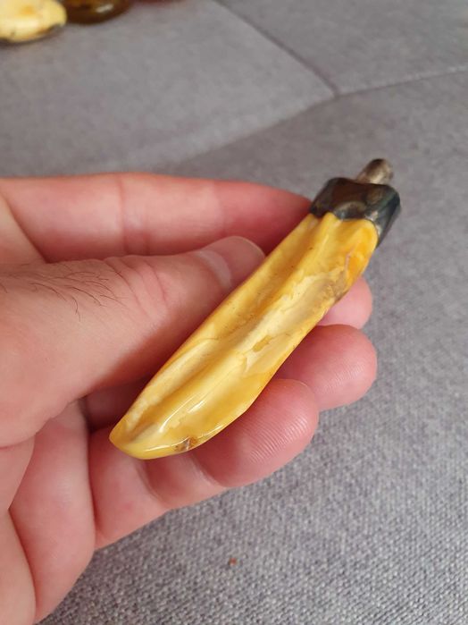 Unicate si rare Amuleta si colier chihlimbar natural 165gr