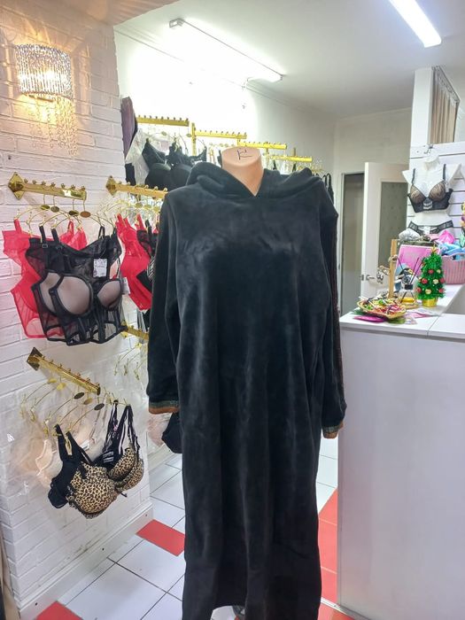 Новое платье - пальто велюр.