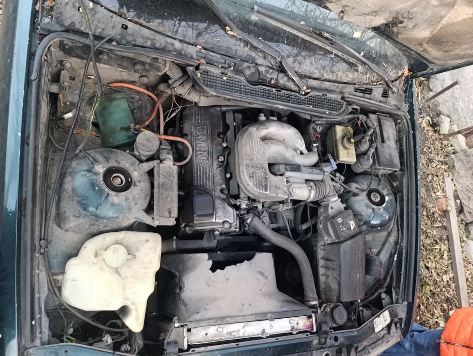 Продам БМВ е36 компакт