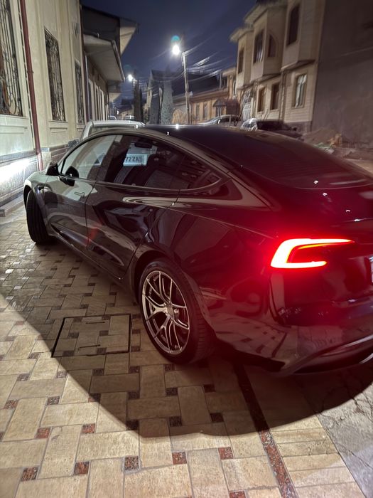 Tesla mode 3 highland 2024 yil Toza dual motor long range
