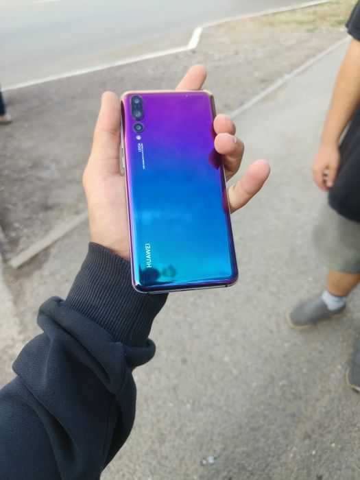 Продам Хуавей п20про или обменяю