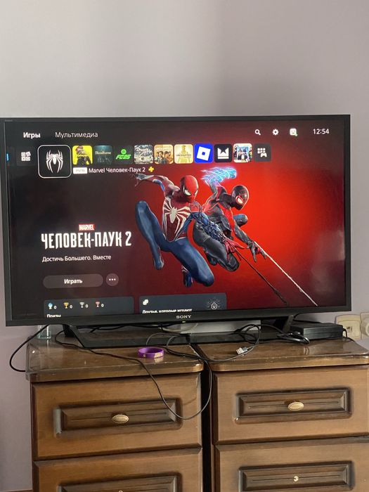 Продам пс5 с подпиской делюкс