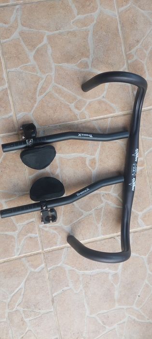 Furca carbon ,ghidon cursiera,tija sa,pedale noi.