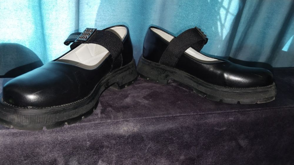 Туфельки на девочку размер 31