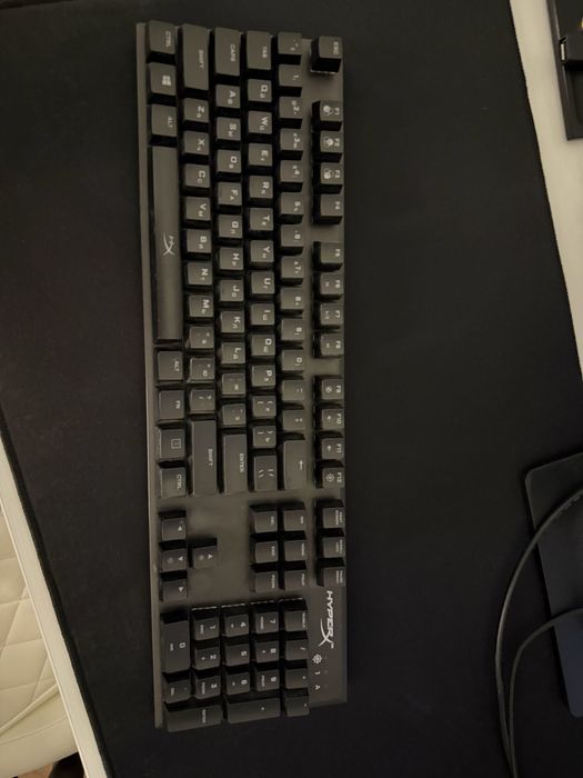 Продам Клавиатура HyperX Alloy FPS RGB, Black, USB