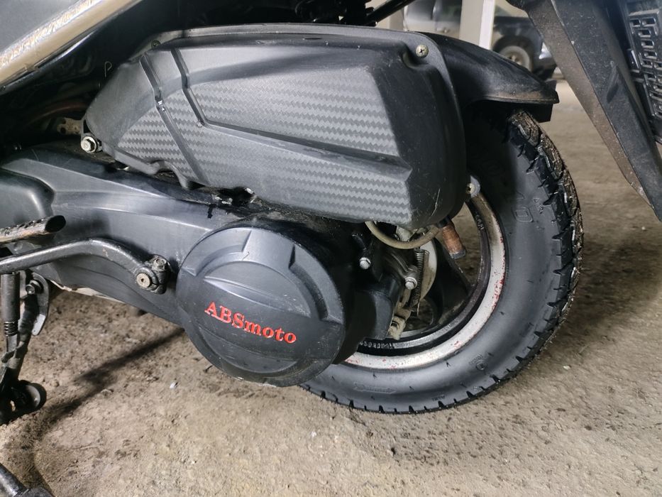 Скутер продам сел и поехал