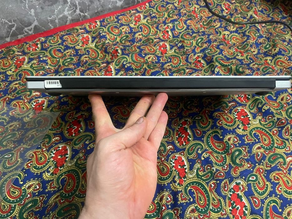 Продам  ноутбук  срочно