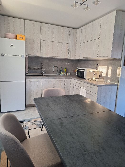 Продава се Многостаен апартамент в Пловдив, Кършияка - 130 кв.м за 1059 €/кв.м - Снимка #2