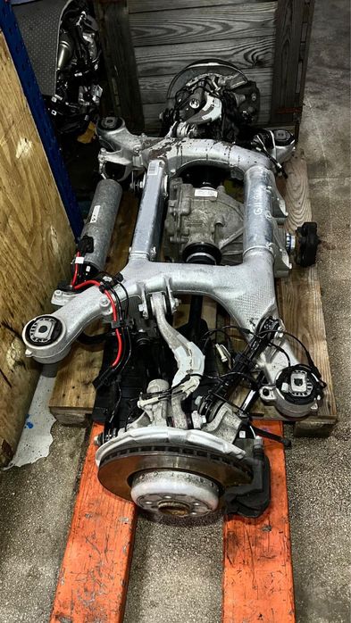 Punte spate completa BMW G11, G12 4.0d mild-hibrid, dymanic drive