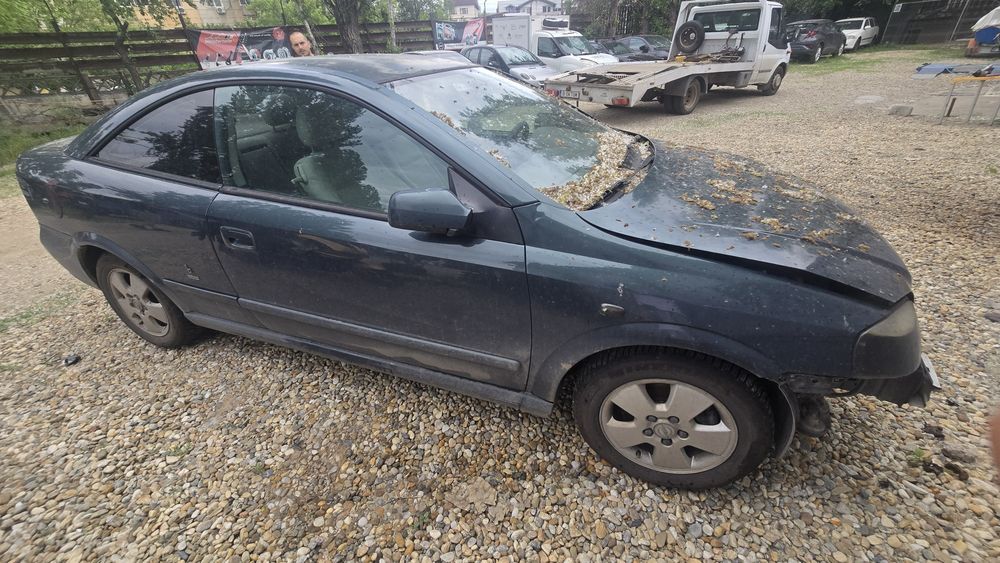 Opel astra bertone jante aliaj motor cutie caseta Scaune sport volan interior aripa aripi bara spate stopuri stop usi usa electromotor alternator 1.8