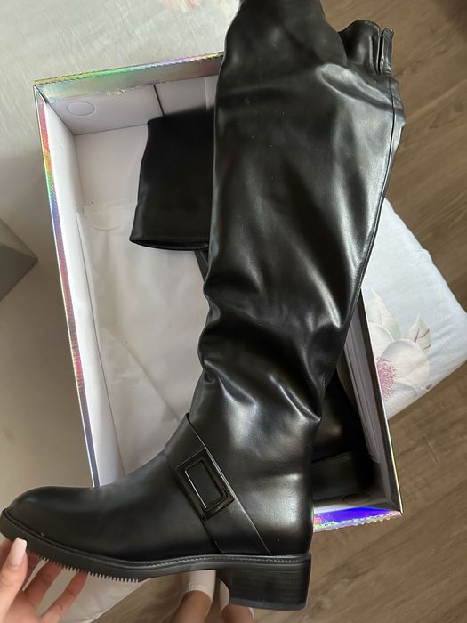 Новые кожаные ботфорты